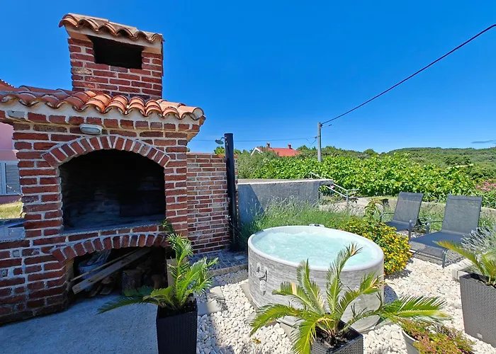 Holiday House Rab